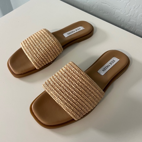 Steven Madden Raffia Slide Sandals - Picture 2 of 6